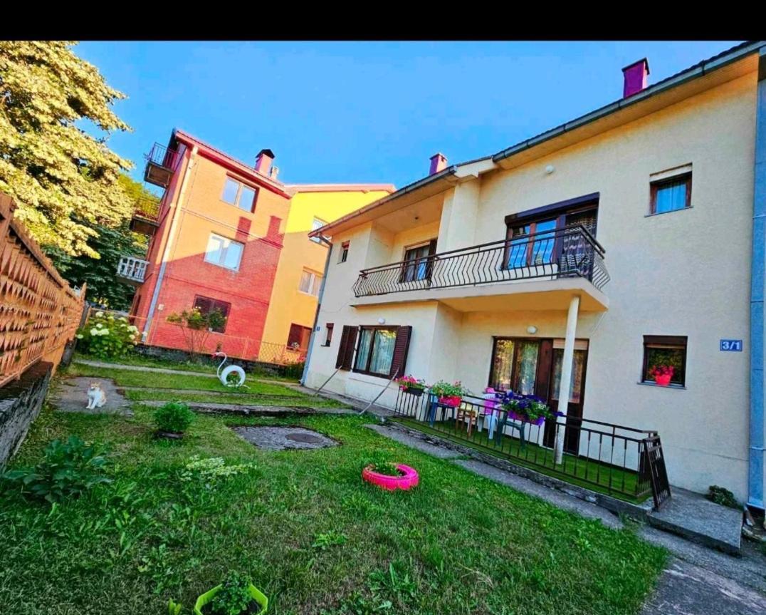 Petra Appartement *